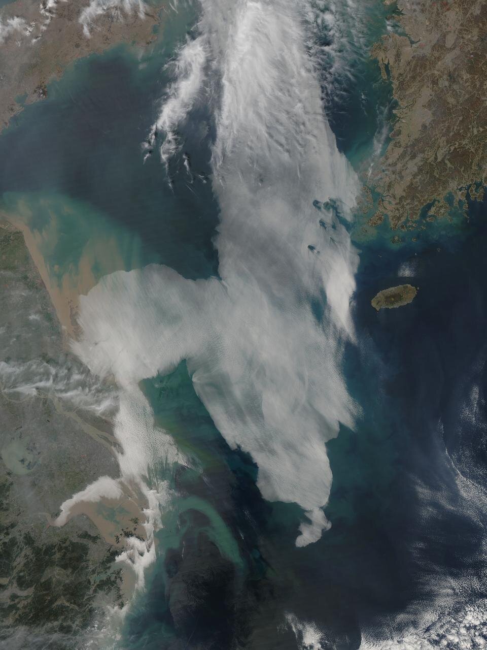 La mer Jaune et la mer de Chine orientale vues par satellite